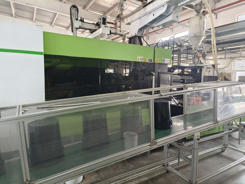 Kunshan Chuanlin Packaging Container Technology Co., Ltd.