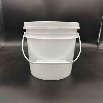 Un conteneur en plastique arrondi: la solution ultime pour stocker vos objets