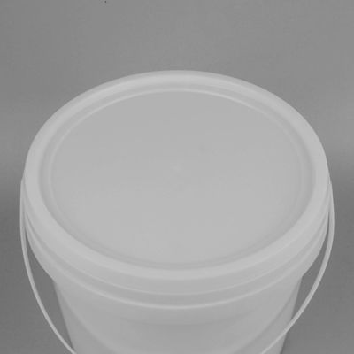 Un seau à vis de 5 gallons
