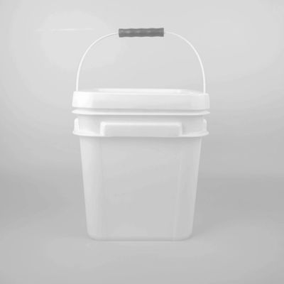 1L 2L 3L 4L 5L Bouteille de transport de poignée en métal de qualité alimentaire blanche