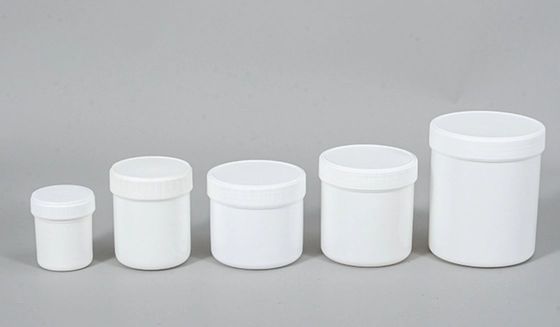 Un seau en plastique de 20 litres avec un couvercle anti-UV
