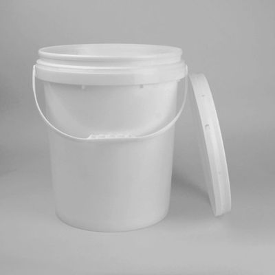 Un seau en plastique de 20 litres avec un couvercle anti-UV