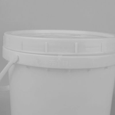 Grands seaux de jouets en plastique recouverts de couvercle avec poignées résistantes à la corrosion