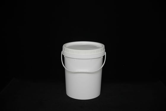 Produits alimentaires de qualité blanche en plastique PP Bouteilles rondes carrées résistantes aux UV Recyclables pour un stockage sûr avec impact