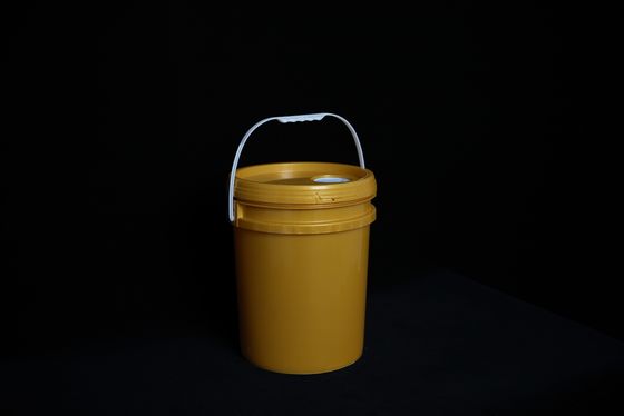 Produits alimentaires de qualité blanche en plastique PP Bouteilles rondes carrées résistantes aux UV Recyclables pour un stockage sûr avec impact