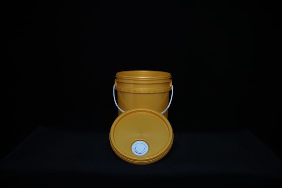 Boîte de peinture en plastique imperméable à la fuite avec poignée sur le couvercle